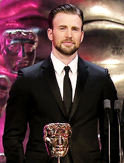 15 Gifs That Show Why Chris Evans Is a Fangirl's Dream